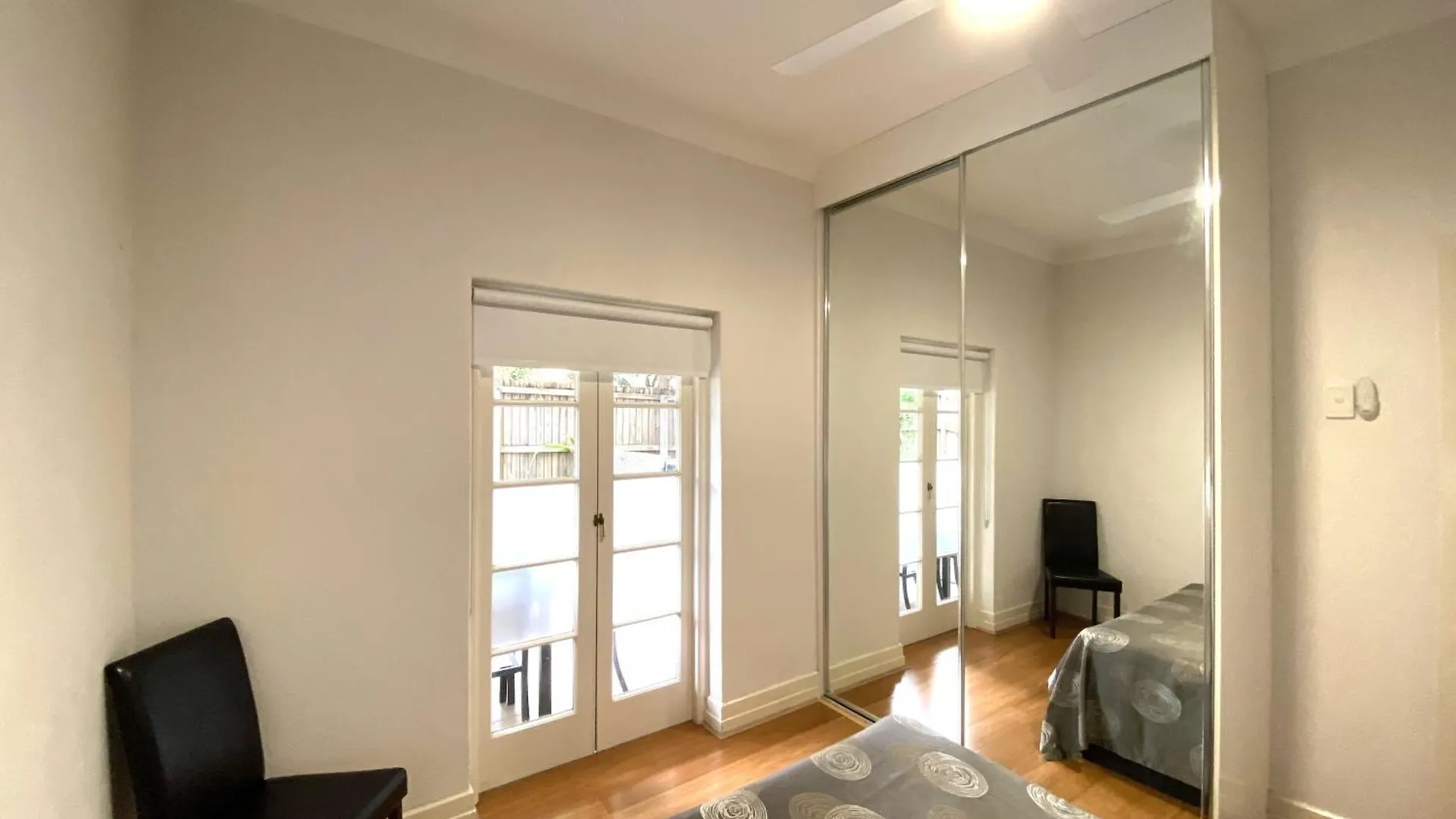 Hampton Court Apartments Brisbane Aparthotel