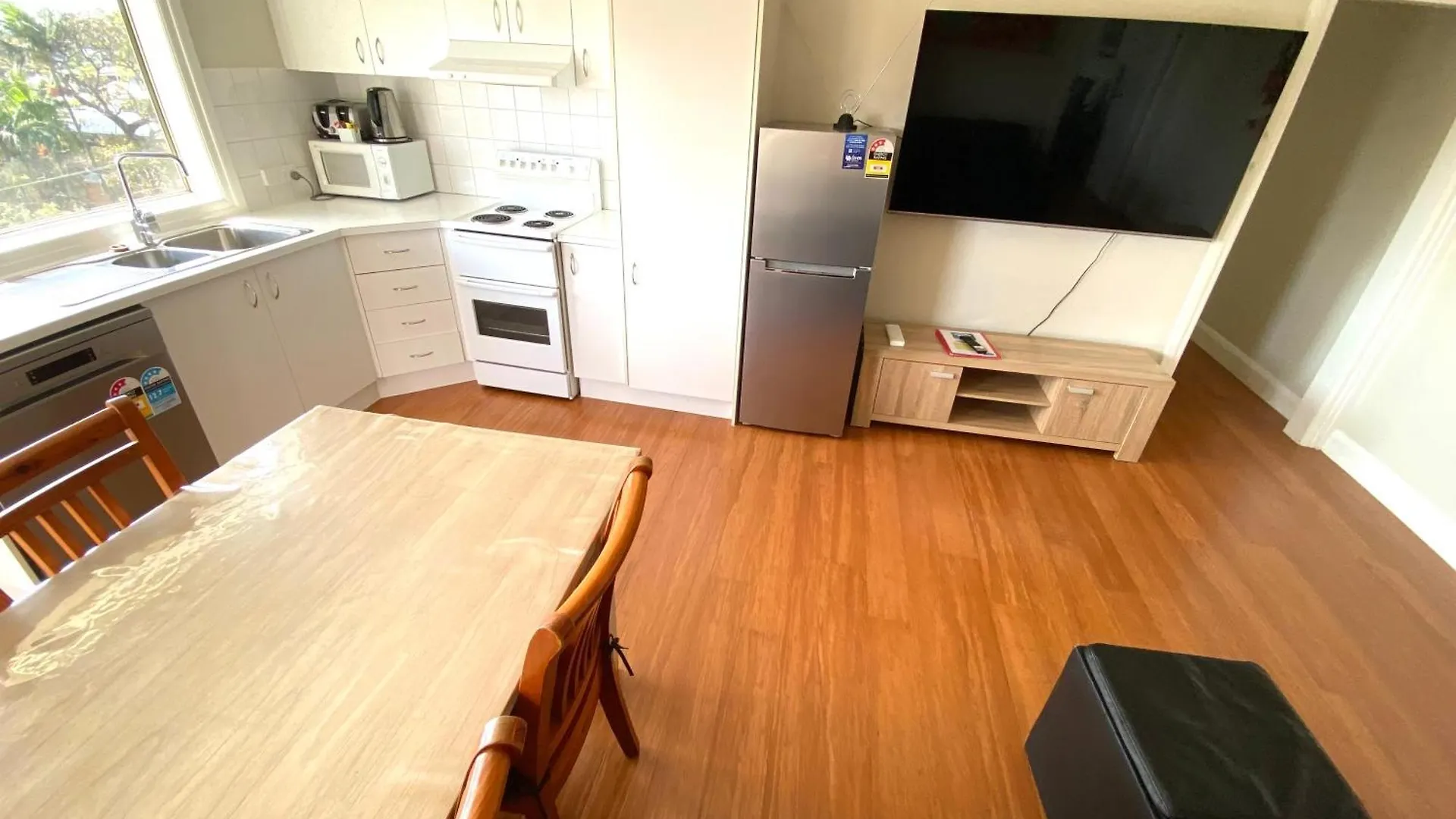 Hampton Court Apartments Brisbane