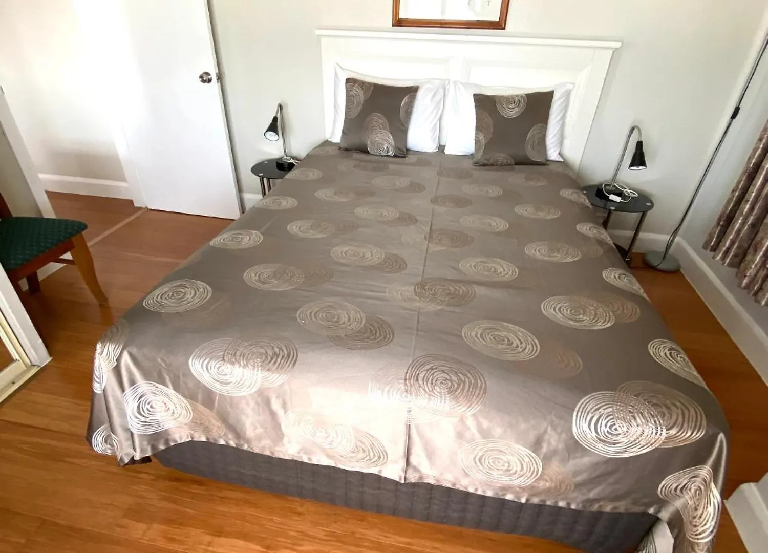 Aparthotel Hampton Court Apartments Brisbane