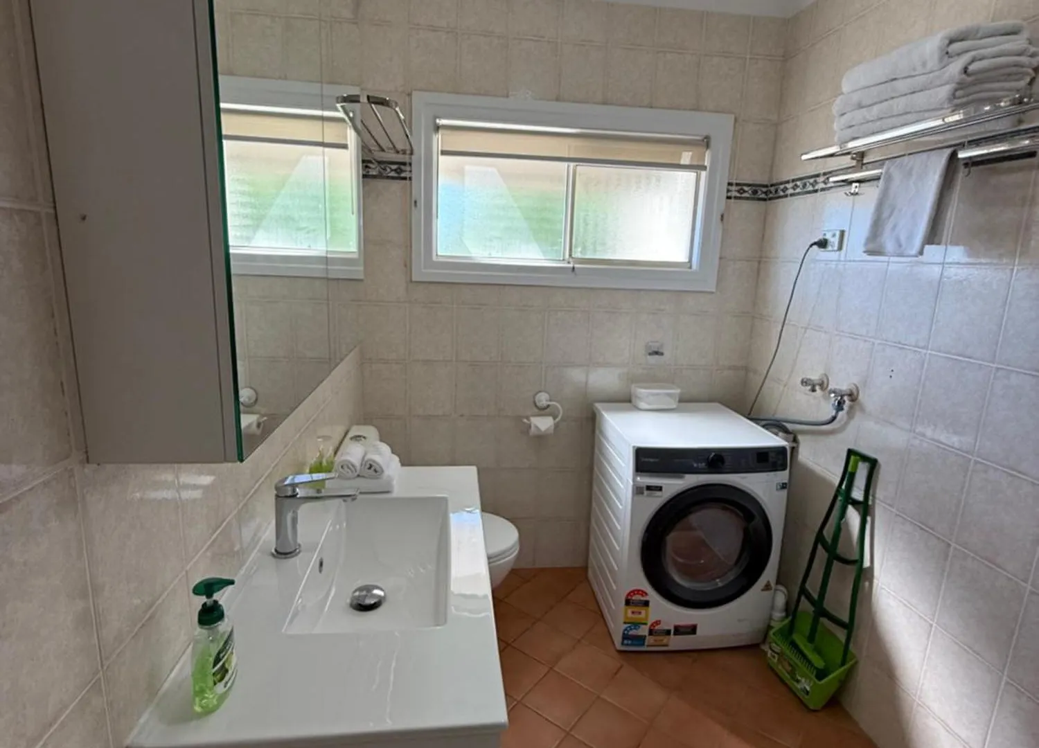 Hampton Court Apartments Brisbane Aparthotel