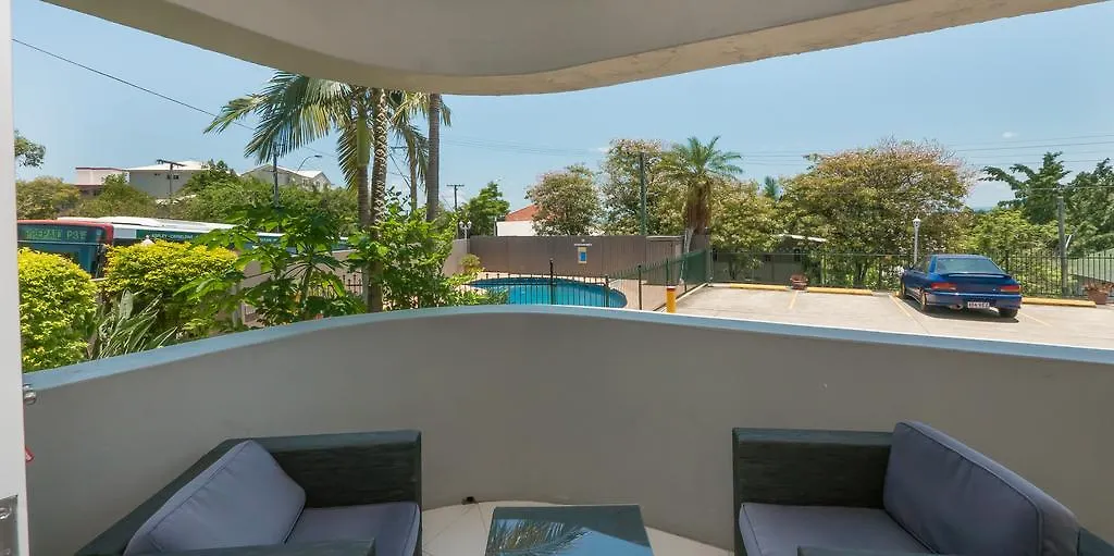 **** Aparthotel Hampton Court Apartments Brisbane Australia