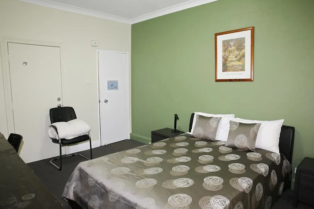Hampton Court Apartments Brisbane 4*,  Australia