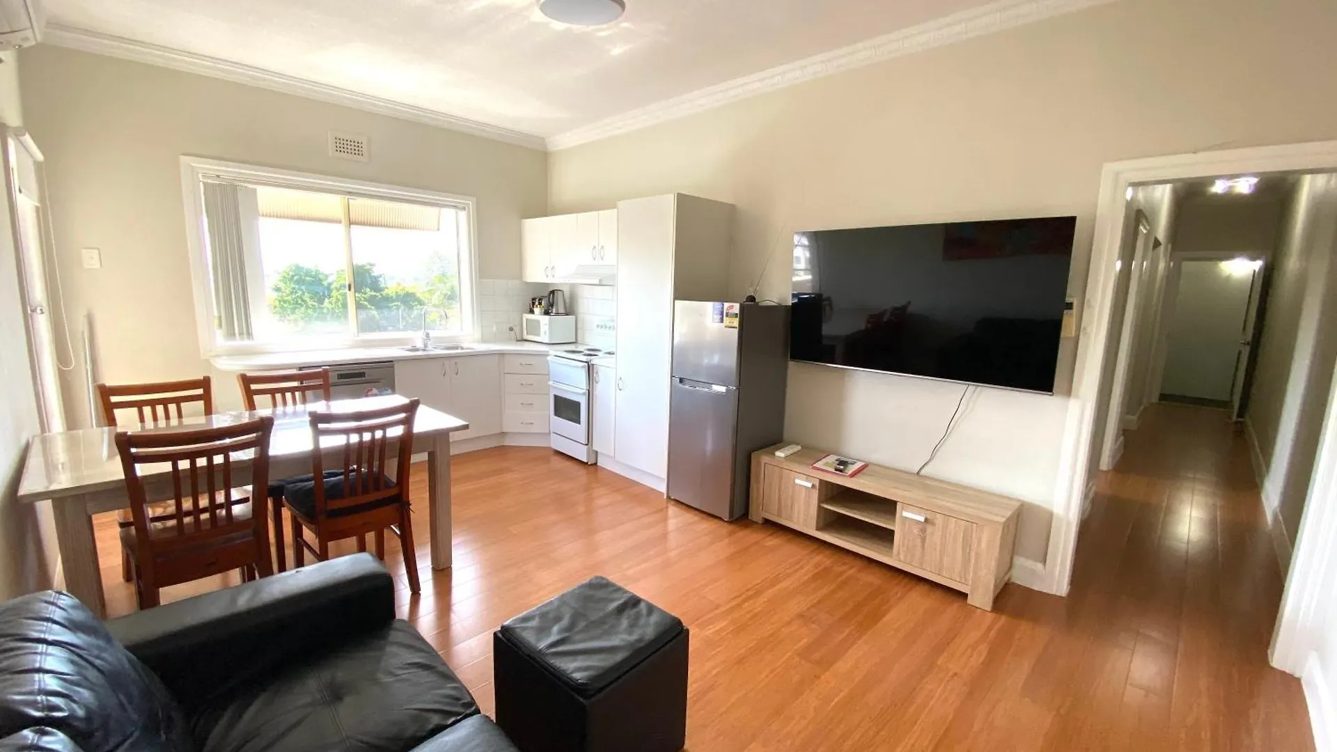 Hampton Court Apartments Brisbane Australia